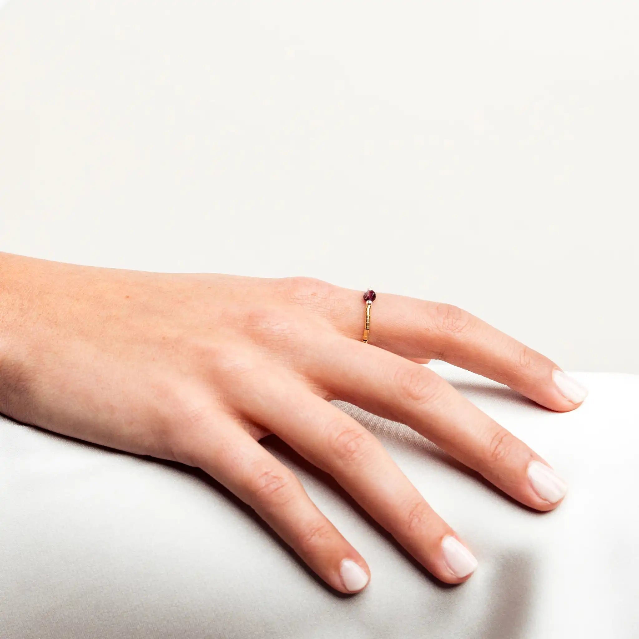 collier / bracelet BAGUE AVA - Grenat - Têtes Blondes