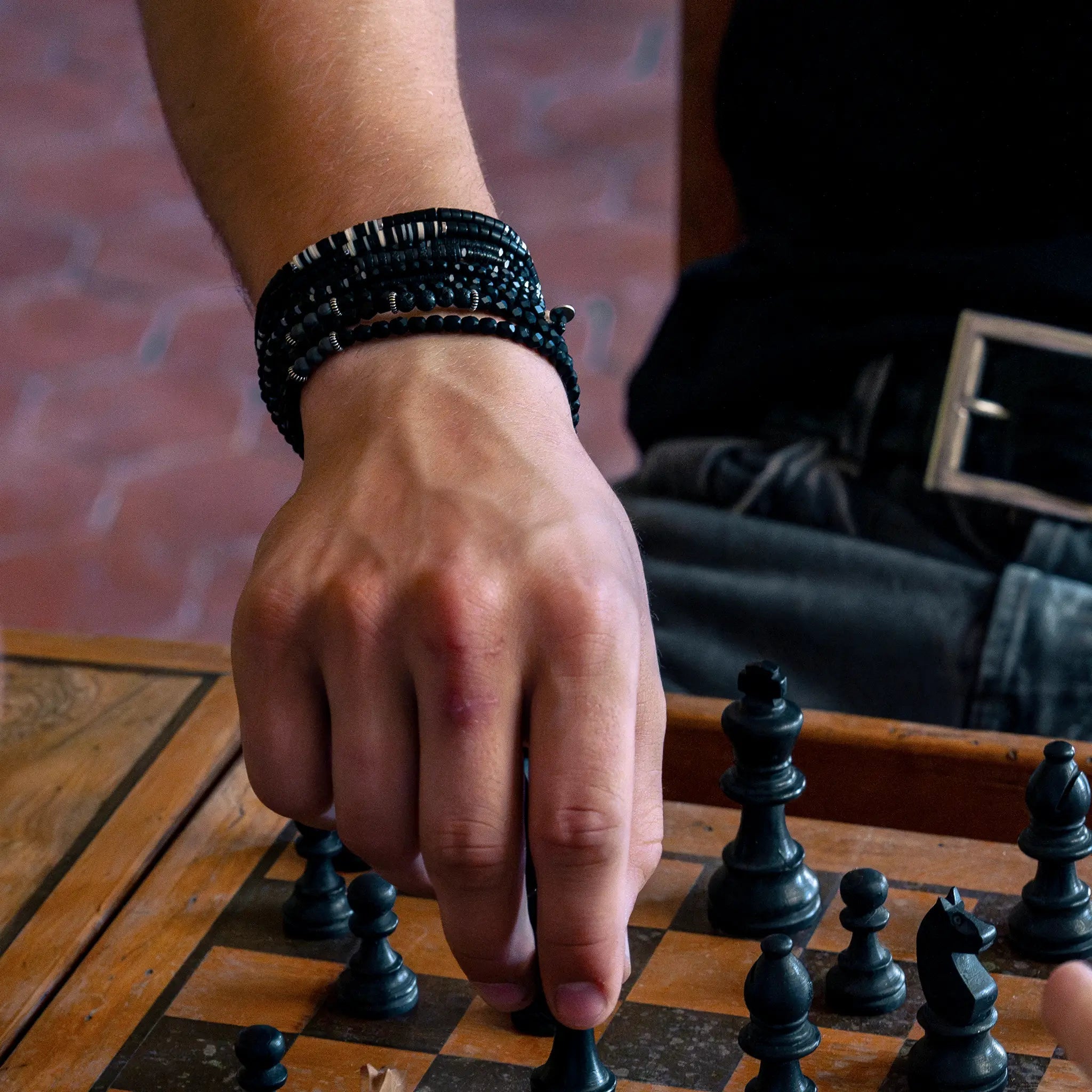 collier / bracelet GENTLEMAN 5 - Noir Mat - Têtes Blondes