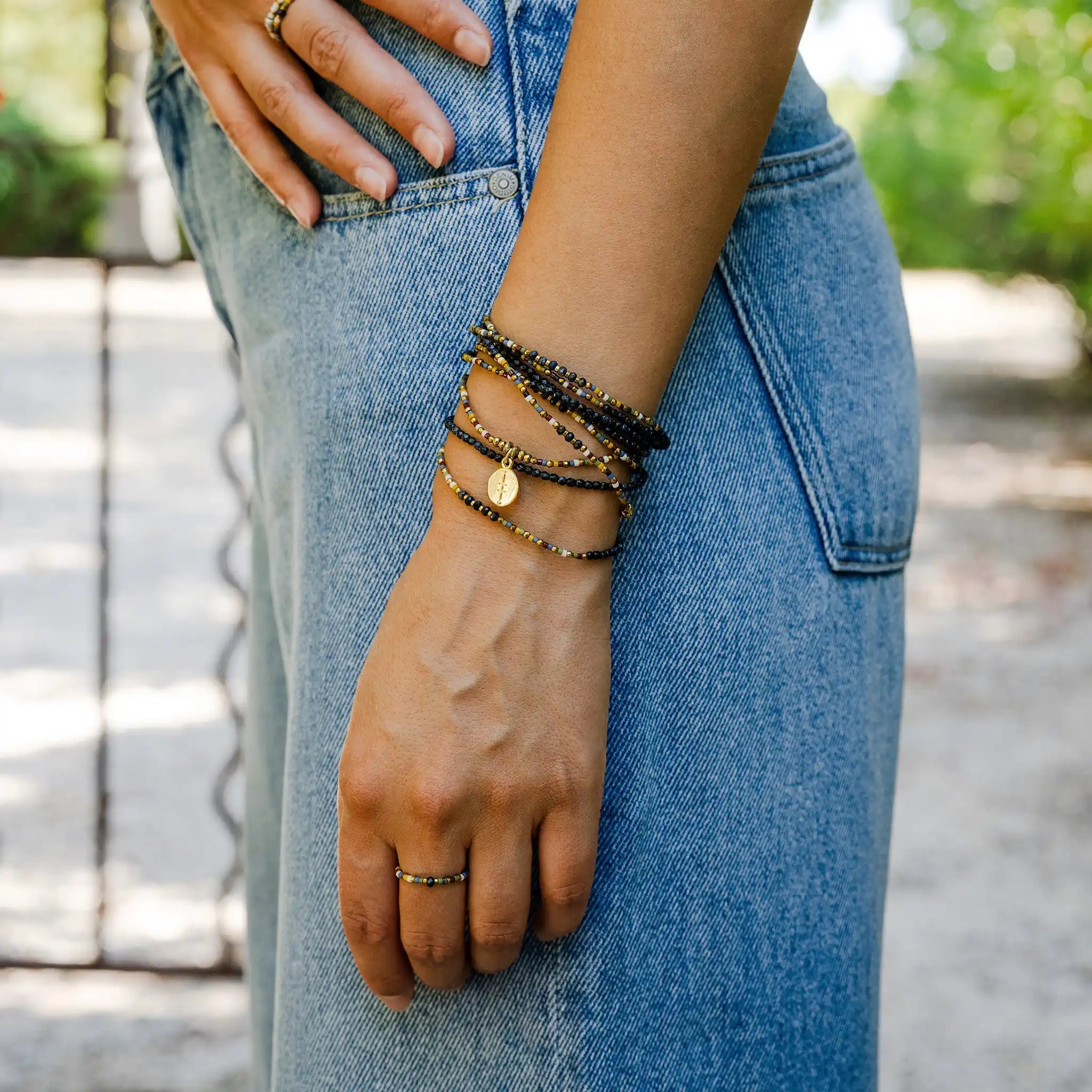 collier / bracelet SIGILS 3 - Noir Rock & Multicolore - Têtes Blondes